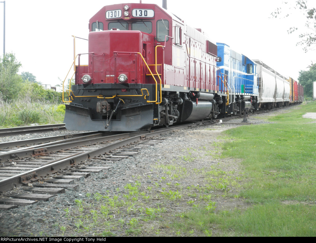 Eagandale: Low-Angle View